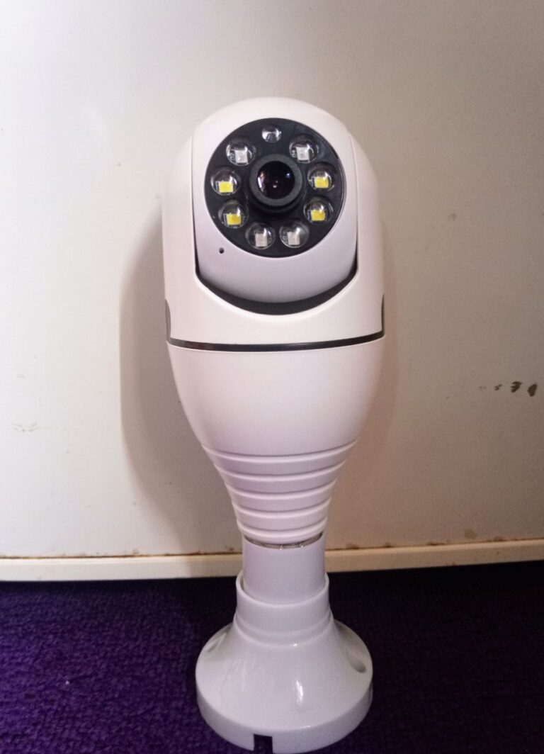 photo5879907711552960437