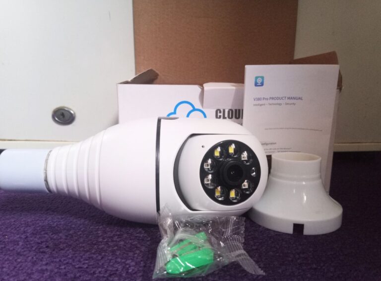 photo5879907711552960438